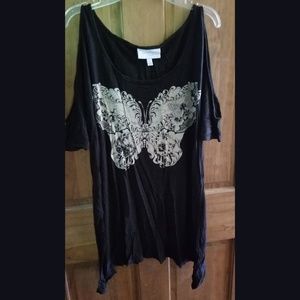 LAST CHANCEJessica Simpson cold shoulder maternity